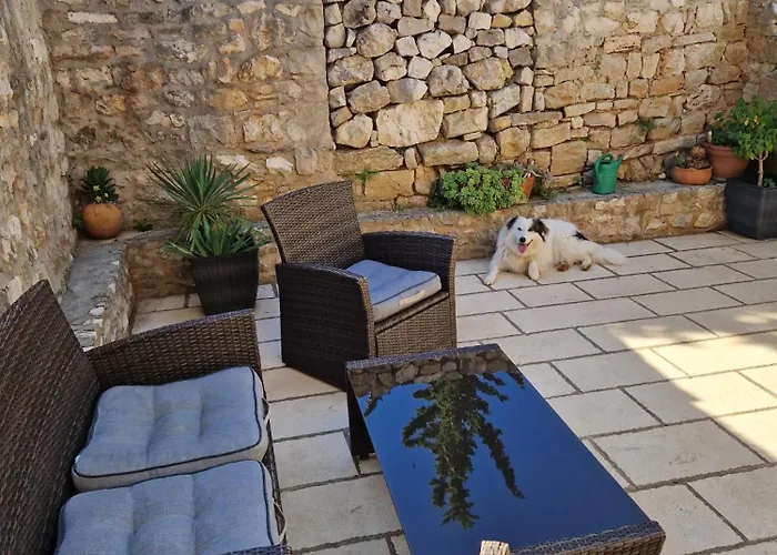 Villa Lovrecina *