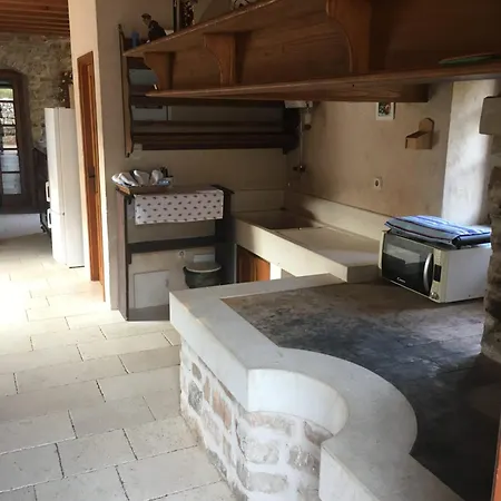 Lovrecina Vila Postira